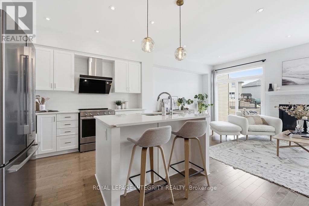 












535 BORBRIDGE AVENUE

,
Ottawa,




Ontario
K4M0J1

