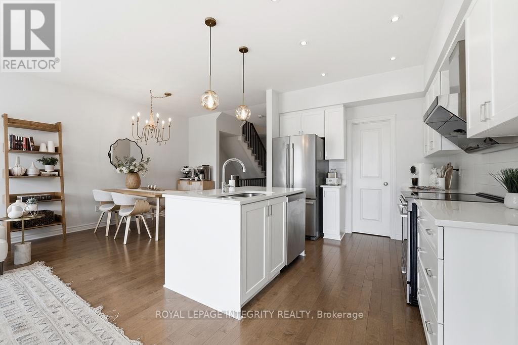 












535 BORBRIDGE AVENUE

,
Ottawa,




Ontario
K4M0J1

