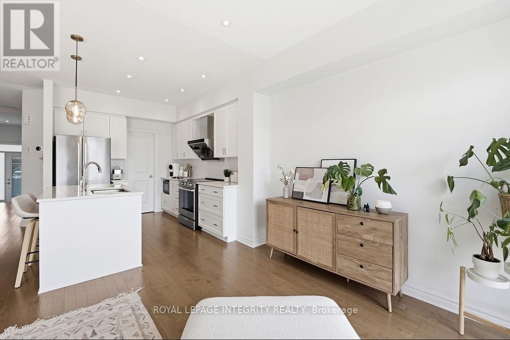 












535 BORBRIDGE AVENUE

,
Ottawa,




Ontario
K4M0J1

