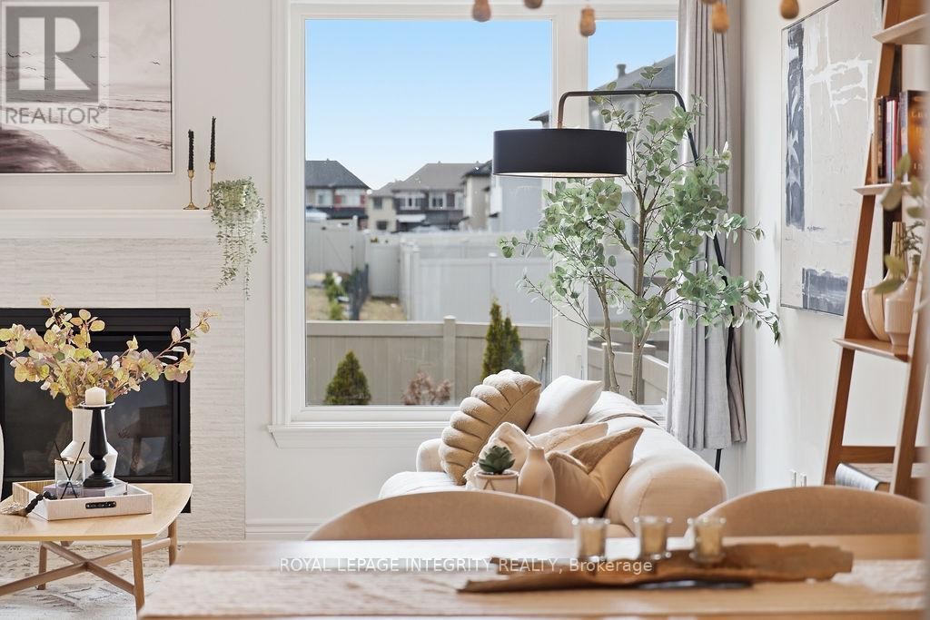 












535 BORBRIDGE AVENUE

,
Ottawa,




Ontario
K4M0J1

