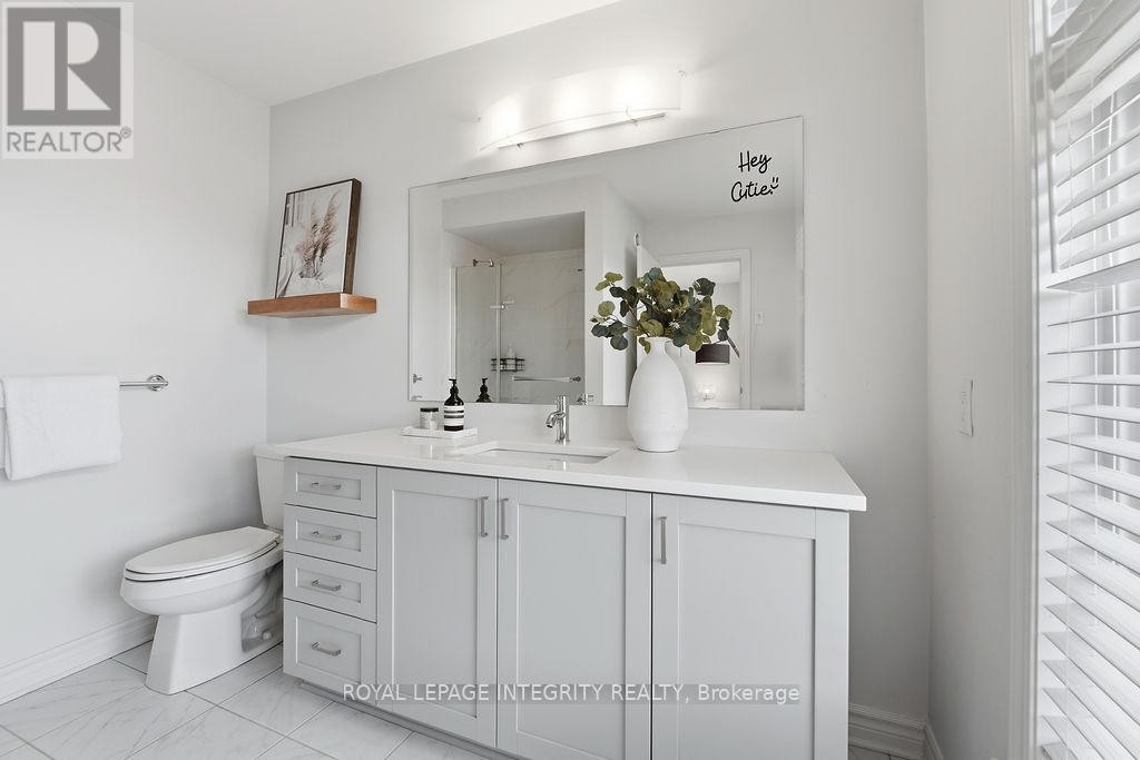 












535 BORBRIDGE AVENUE

,
Ottawa,




Ontario
K4M0J1

