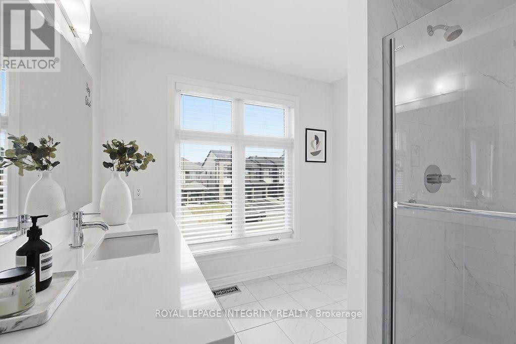 












535 BORBRIDGE AVENUE

,
Ottawa,




Ontario
K4M0J1

