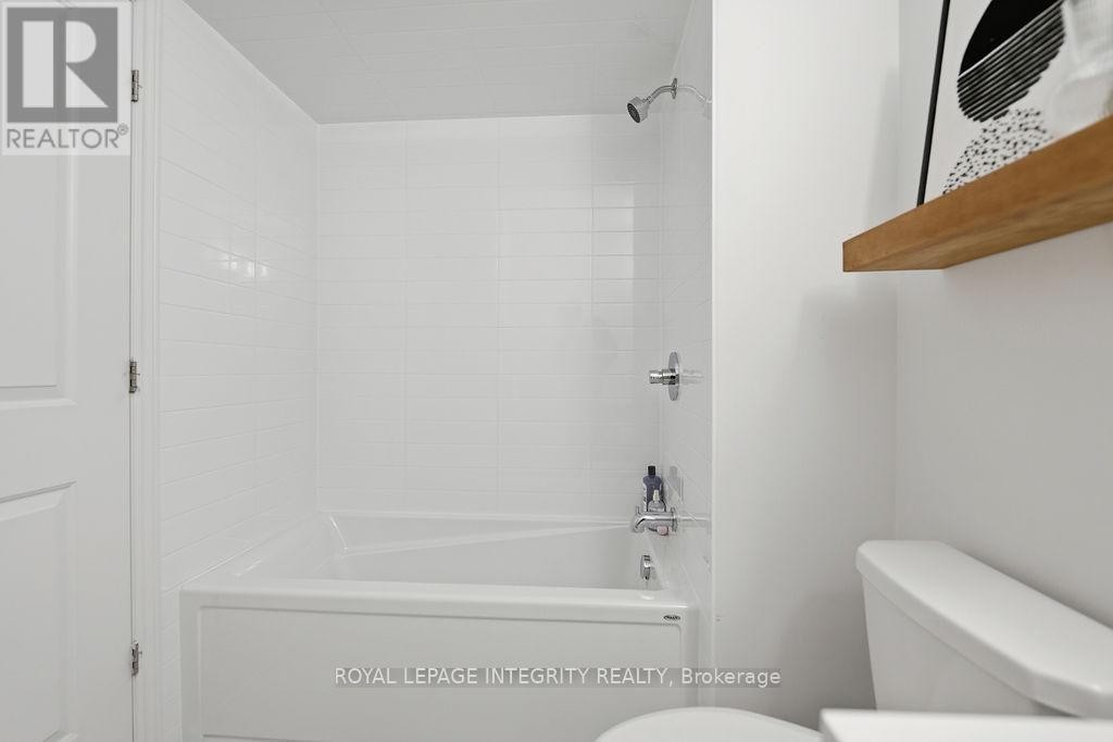 












535 BORBRIDGE AVENUE

,
Ottawa,




Ontario
K4M0J1

