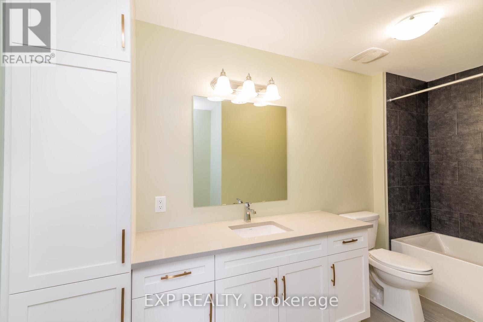 












248 SUMAC CRESCENT STREET

,
The Nation,




Ontario
K0A2M0

