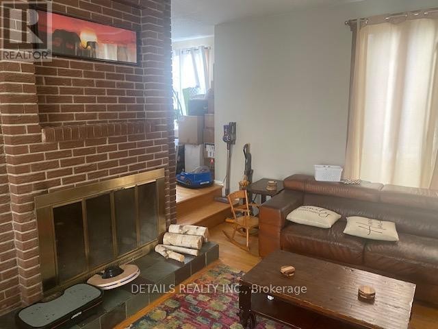 












46 BEAUMARIS DRIVE

,
Ottawa,




Ontario
K2H7K3

