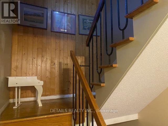 












46 BEAUMARIS DRIVE

,
Ottawa,




Ontario
K2H7K3

