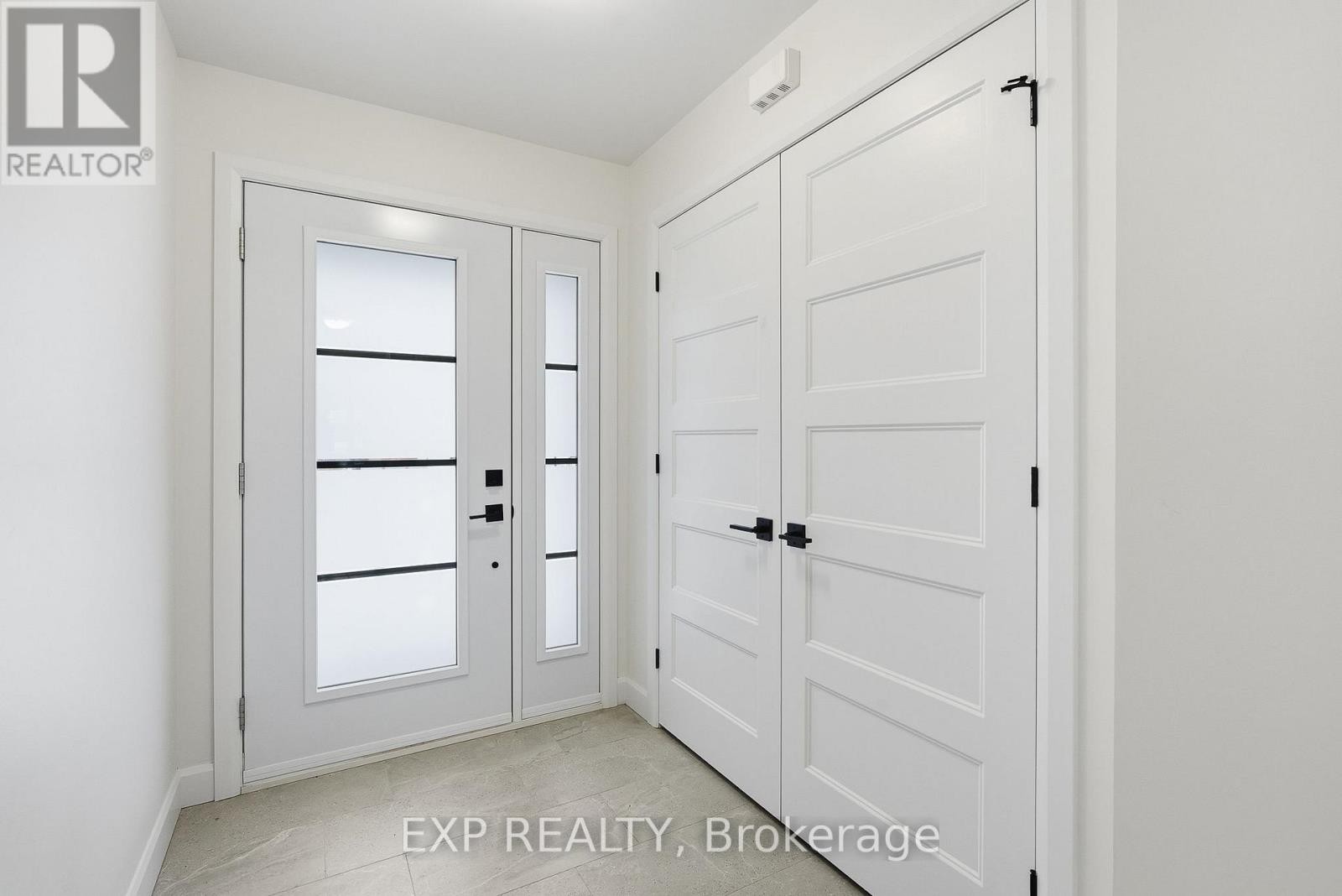 












134 ELIZABETH STREET

,
North Dundas,




Ontario
K0A2M0

