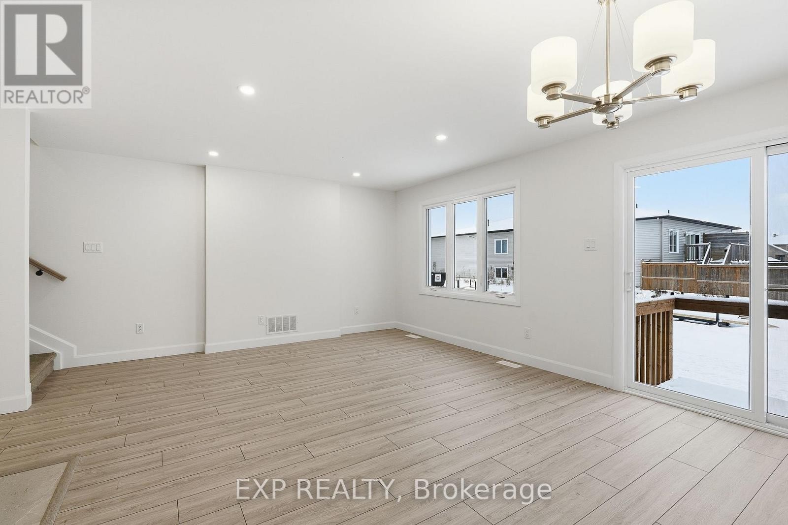 












134 ELIZABETH STREET

,
North Dundas,




Ontario
K0A2M0

