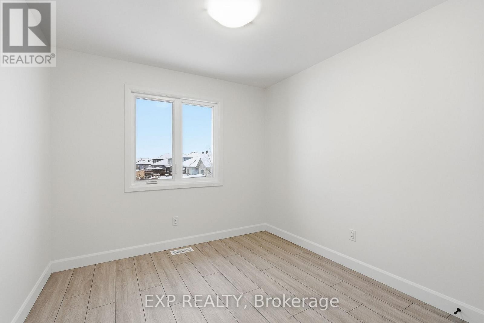 












134 ELIZABETH STREET

,
North Dundas,




Ontario
K0A2M0


