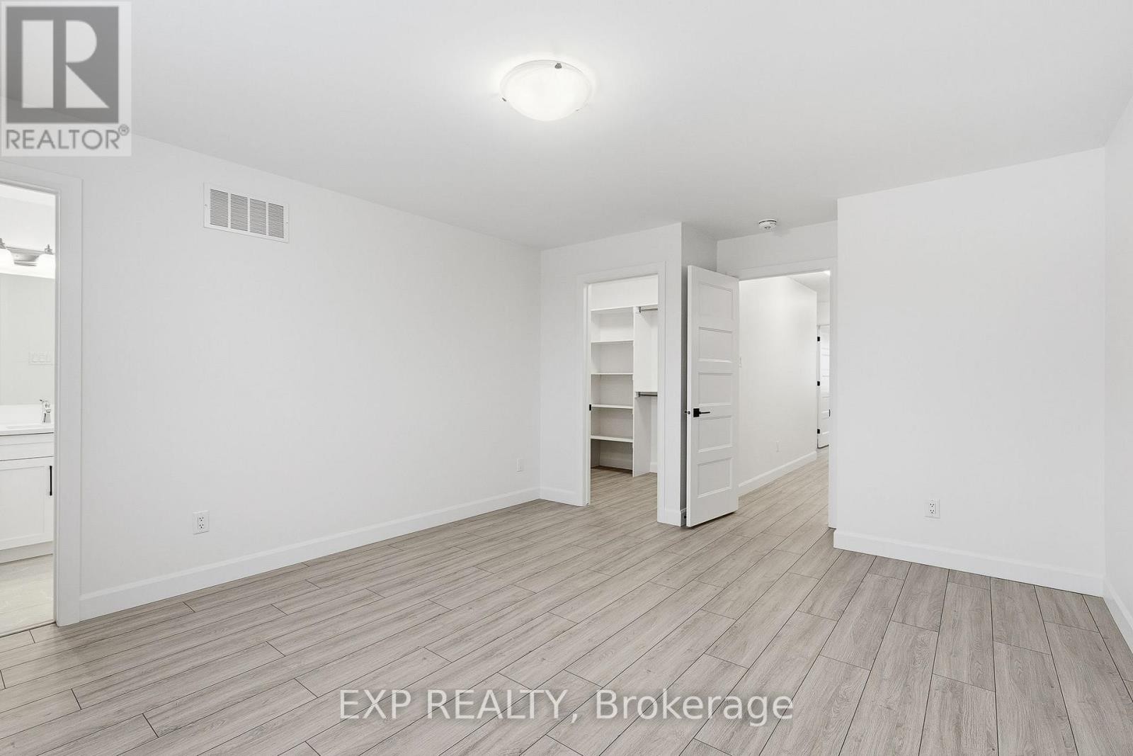












134 ELIZABETH STREET

,
North Dundas,




Ontario
K0A2M0

