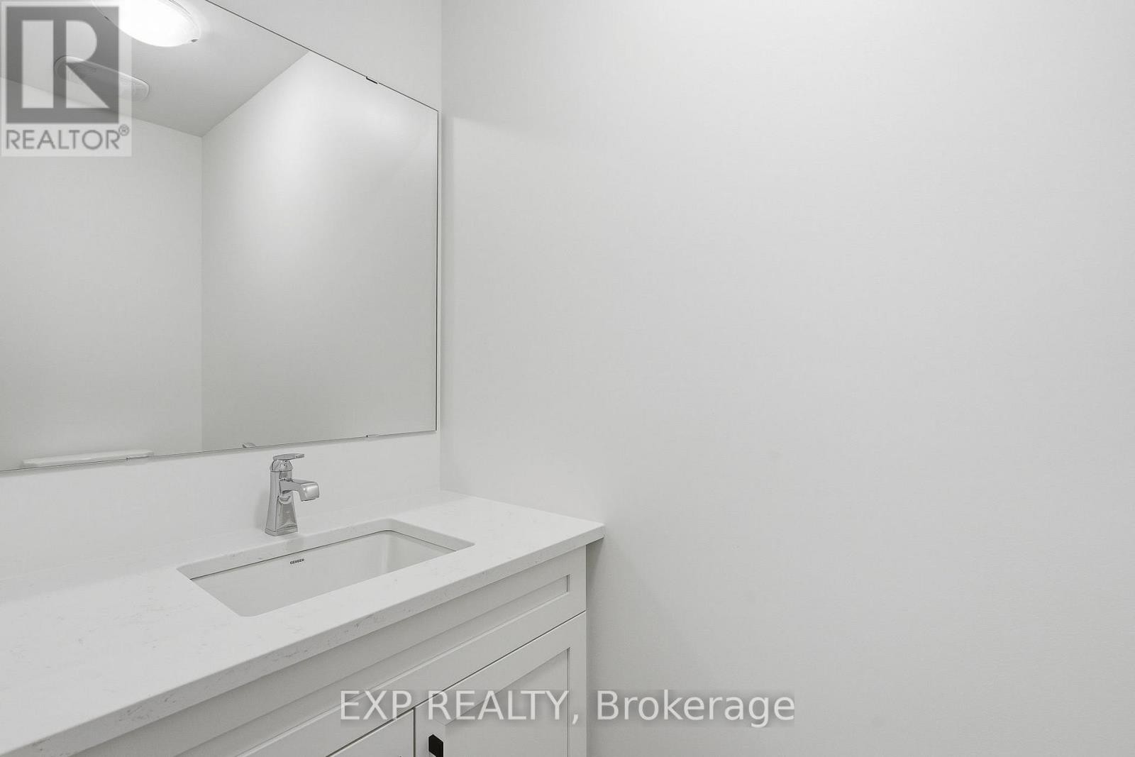 












136 ELIZABETH STREET STREET

,
North Dundas,




Ontario
K0A2M0

