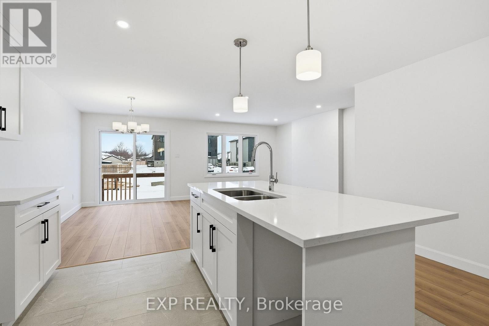 












136 ELIZABETH STREET STREET

,
North Dundas,




Ontario
K0A2M0

