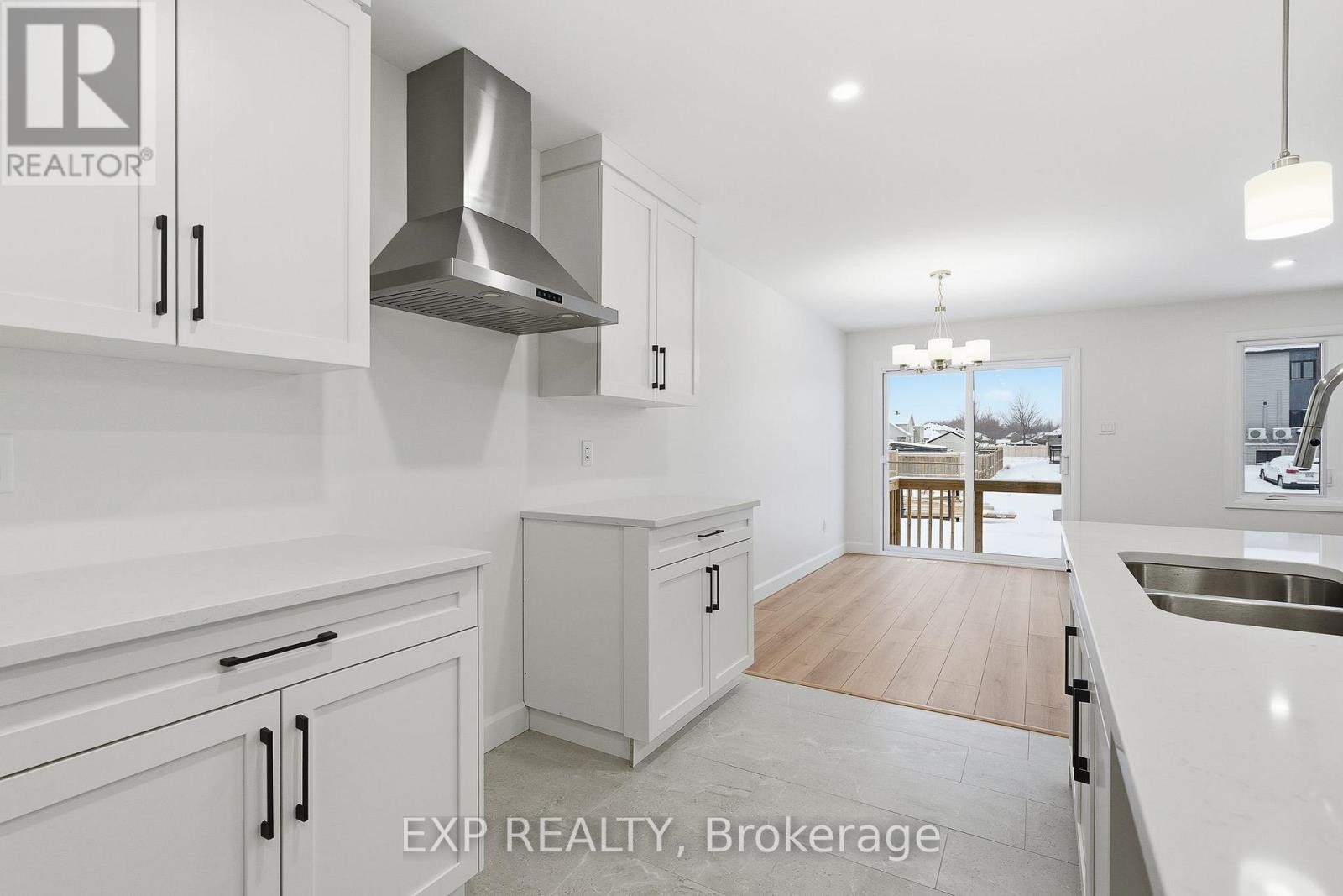 












136 ELIZABETH STREET STREET

,
North Dundas,




Ontario
K0A2M0

