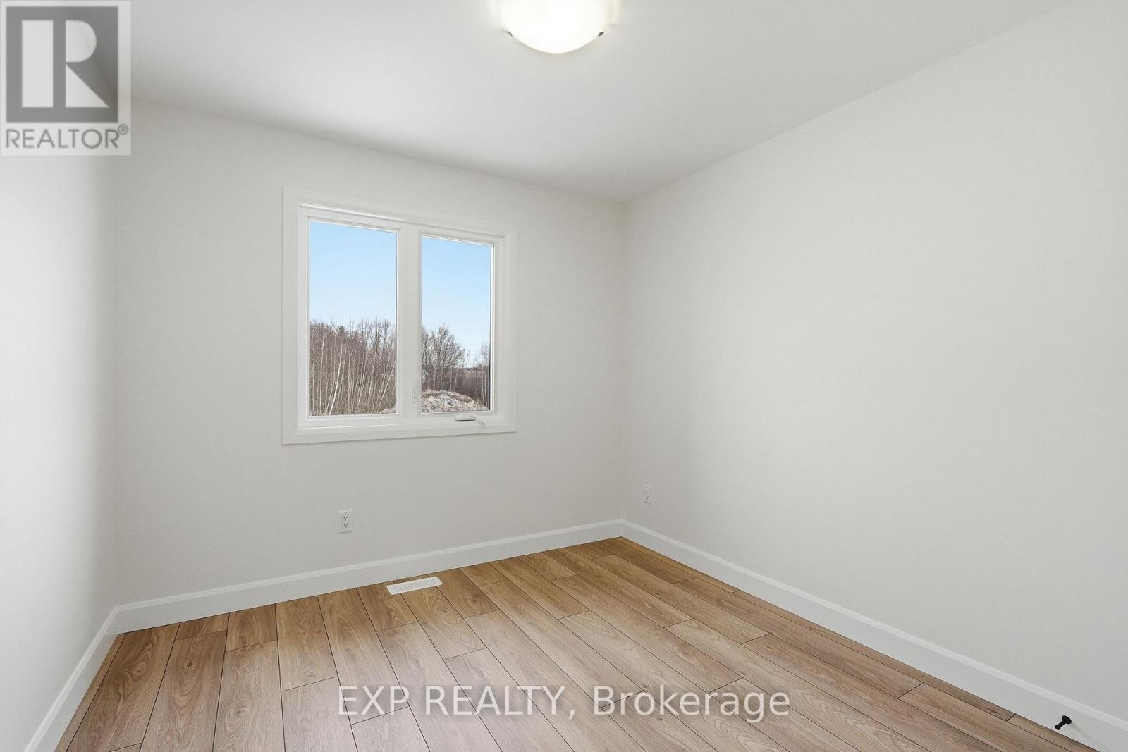 












138 ELIZABETH STREET

,
North Dundas,




Ontario
K0A2M0

