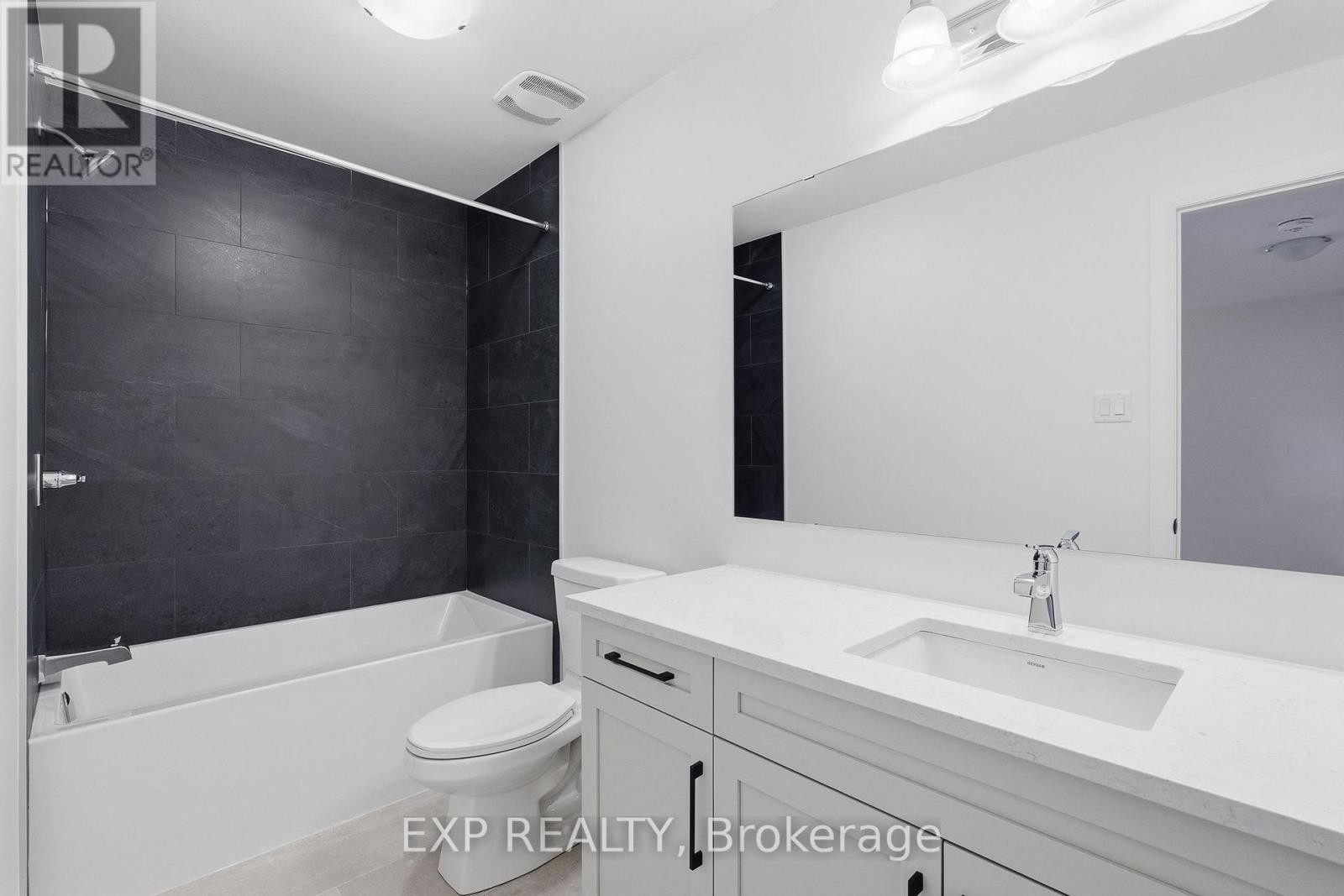 












138 ELIZABETH STREET

,
North Dundas,




Ontario
K0A2M0

