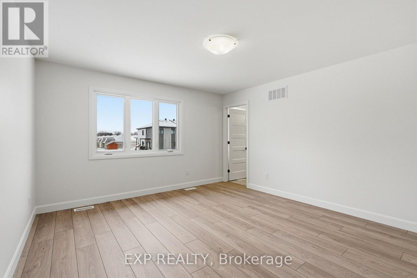 












138 ELIZABETH STREET

,
North Dundas,




Ontario
K0A2M0

