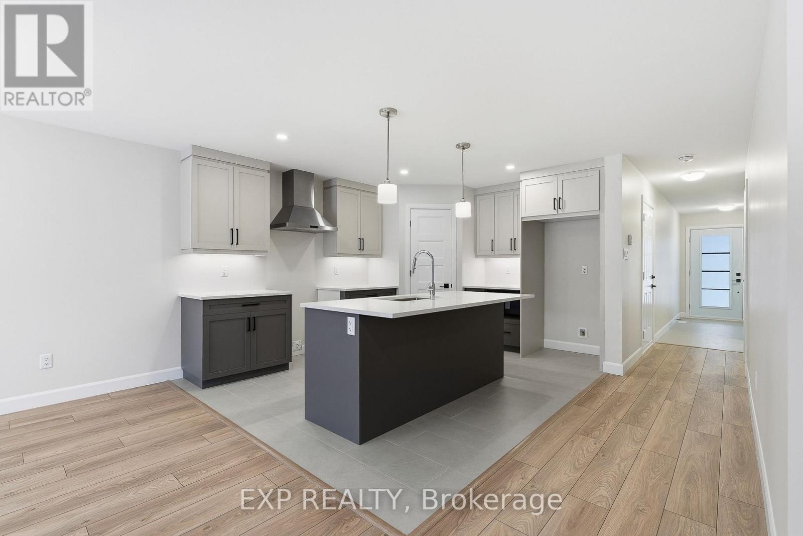 












140 ELIZABETH CRESCENT

,
North Dundas,




Ontario
K0A2M0

