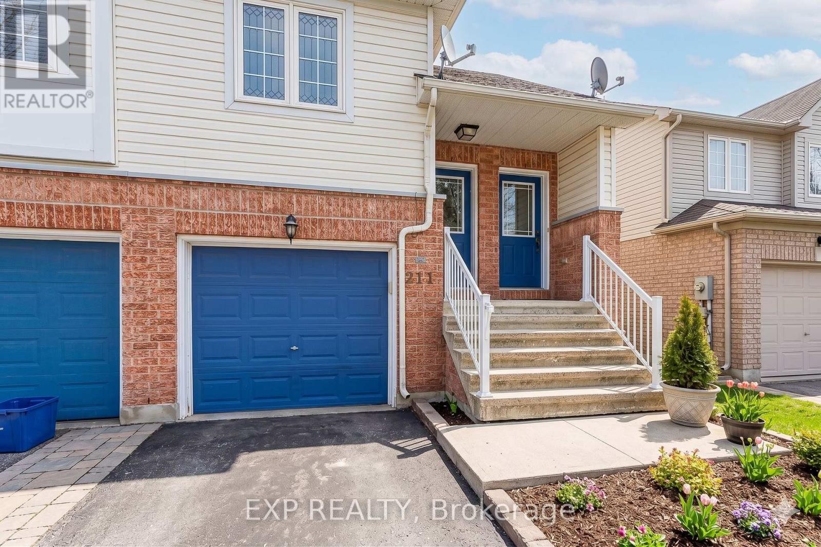 












211 GERSHWIN PRIVATE

,
Ottawa,




Ontario
K2H1G6

