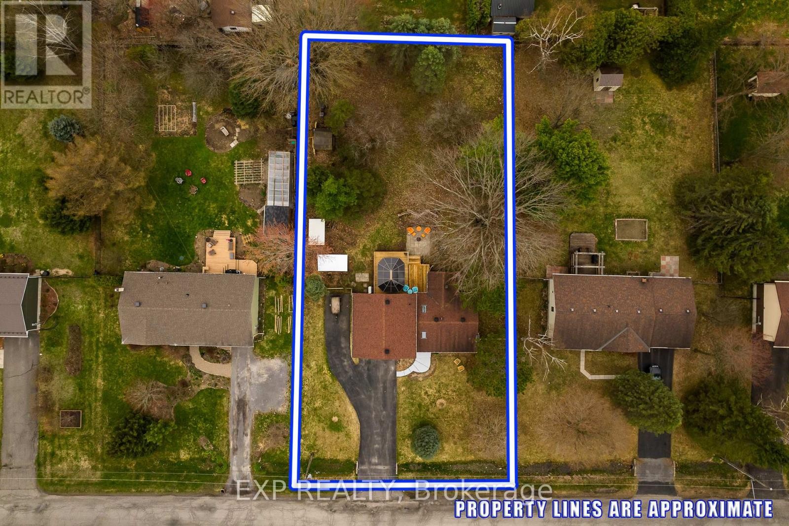












602 CHURCH STREET

,
Russell,




Ontario
K4R1C4

