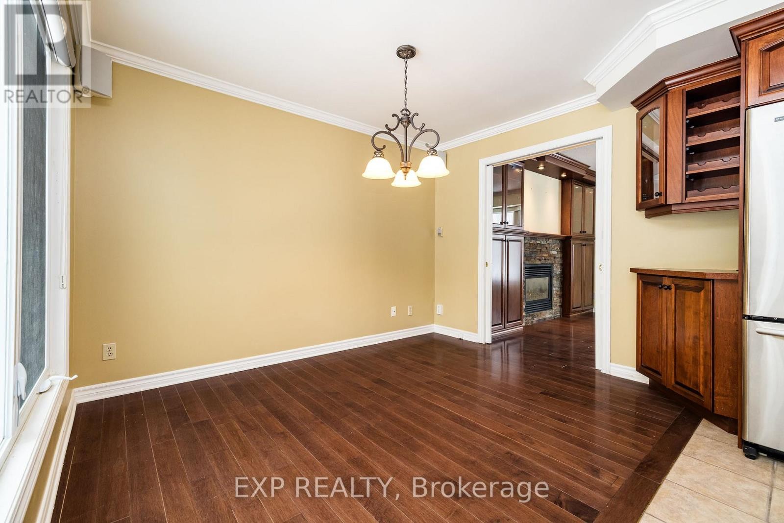 












602 CHURCH STREET

,
Russell,




Ontario
K4R1C4

