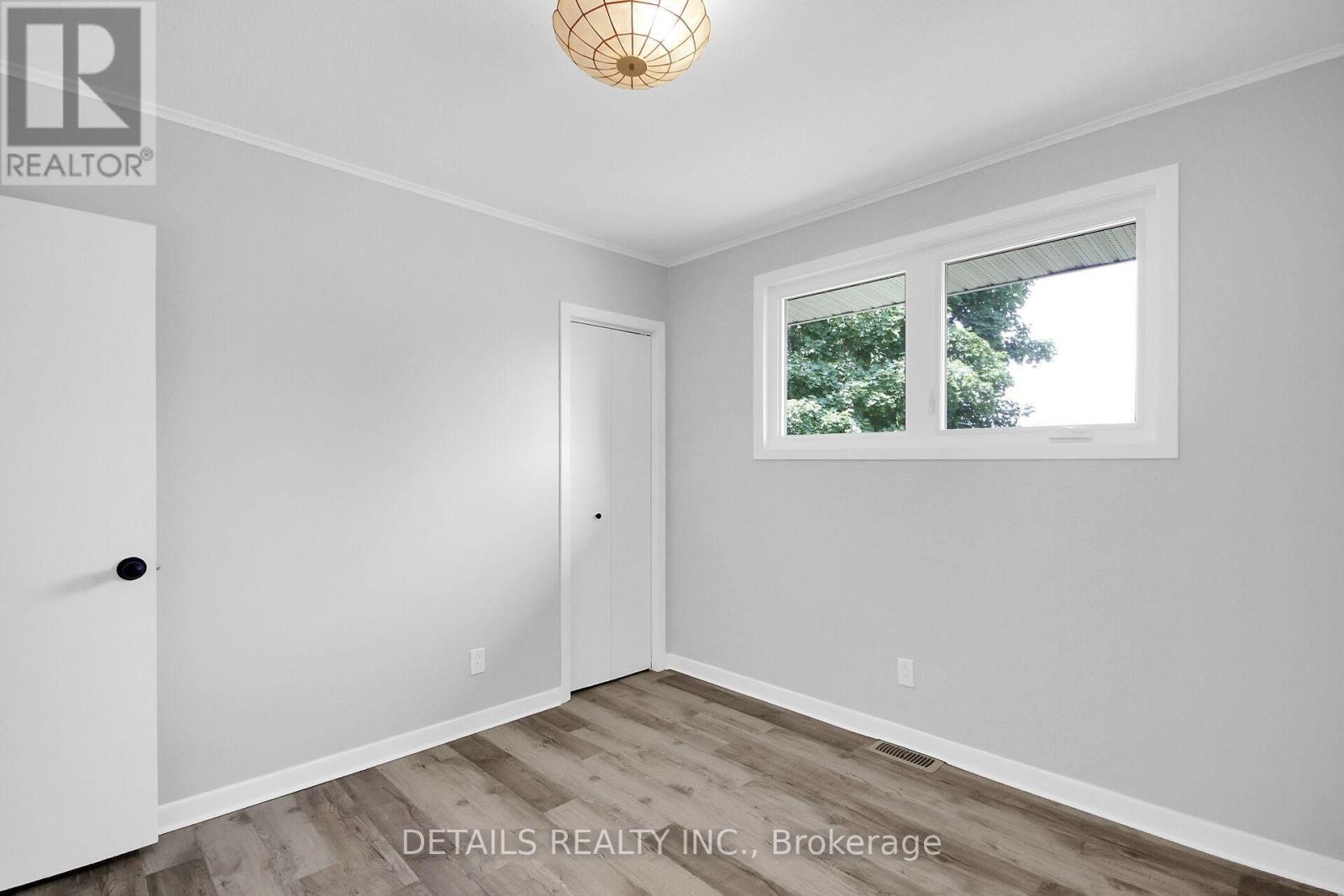 












13459 LOUCKS ROAD

,
North Dundas,




Ontario
K0C1H0

