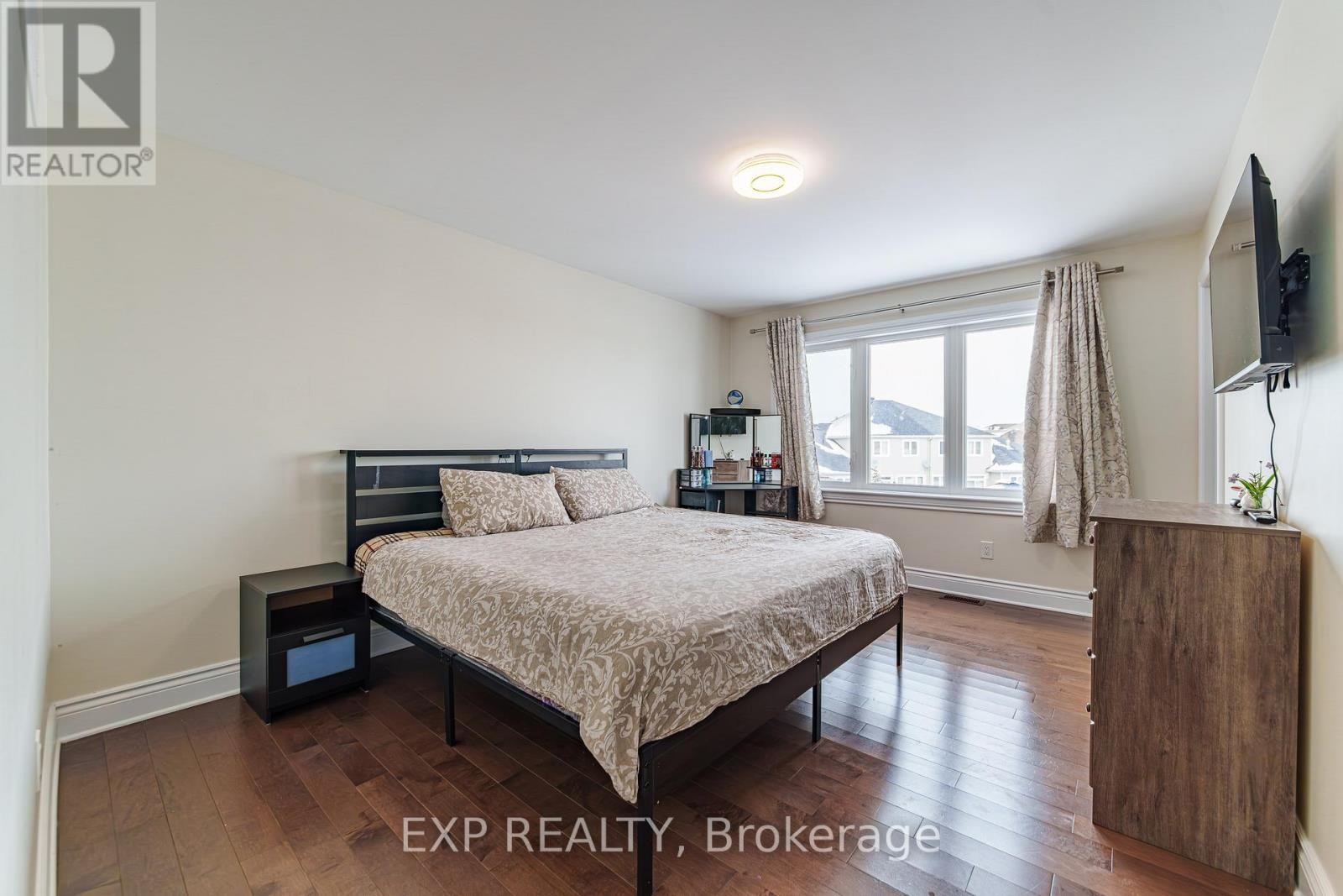 












106 BERT HALL STREET

,
Arnprior,




Ontario
K7S0G9


