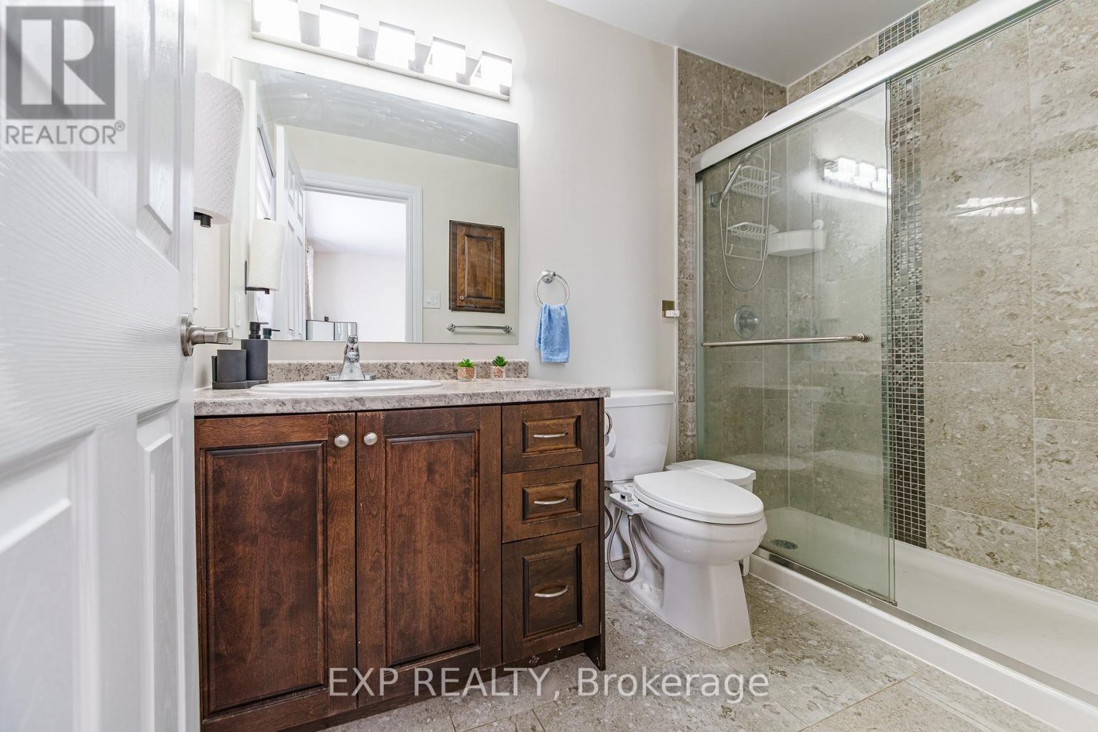 












106 BERT HALL STREET

,
Arnprior,




Ontario
K7S0G9

