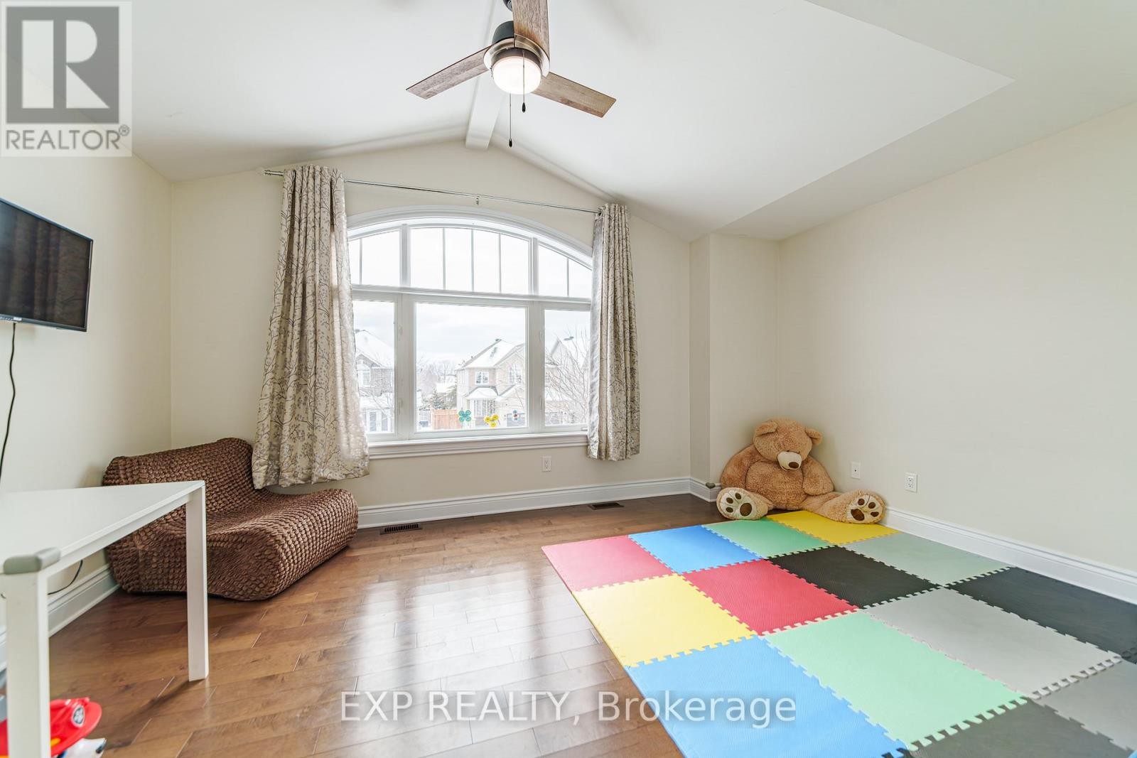 












106 BERT HALL STREET

,
Arnprior,




Ontario
K7S0G9

