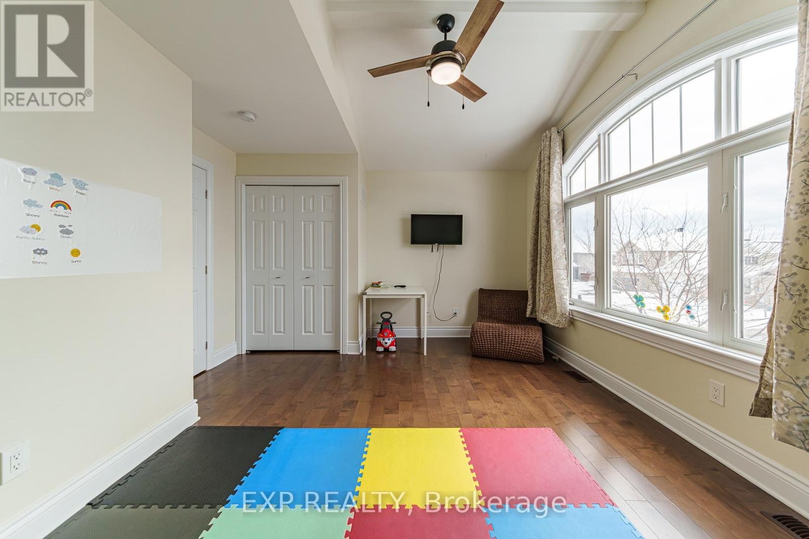 












106 BERT HALL STREET

,
Arnprior,




Ontario
K7S0G9

