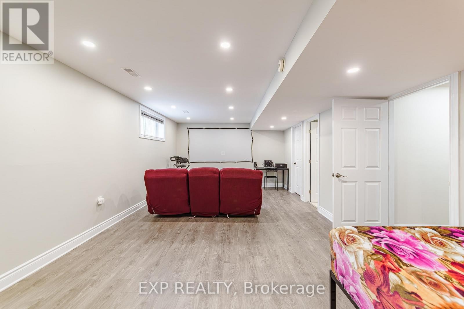 












106 BERT HALL STREET

,
Arnprior,




Ontario
K7S0G9

