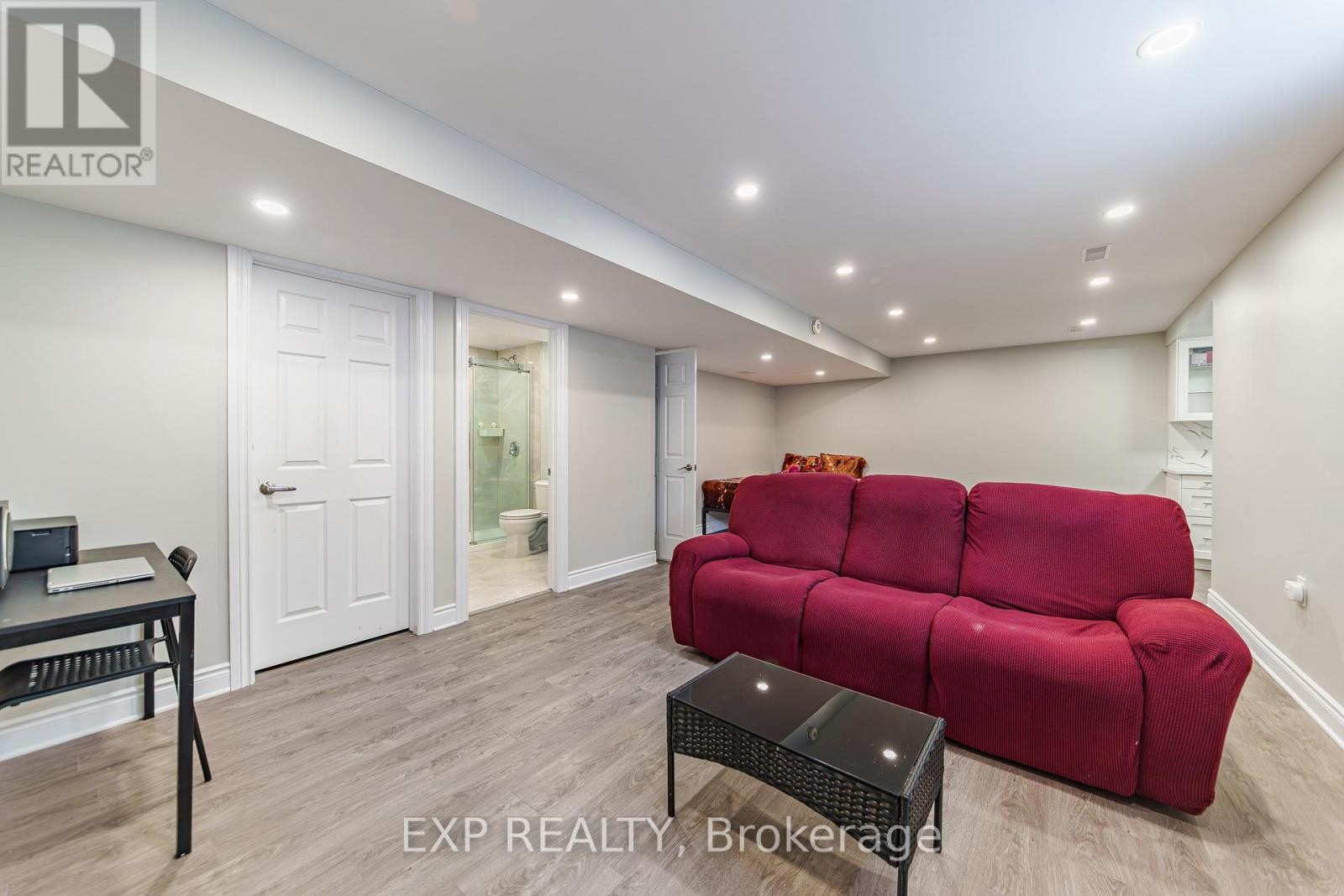 












106 BERT HALL STREET

,
Arnprior,




Ontario
K7S0G9

