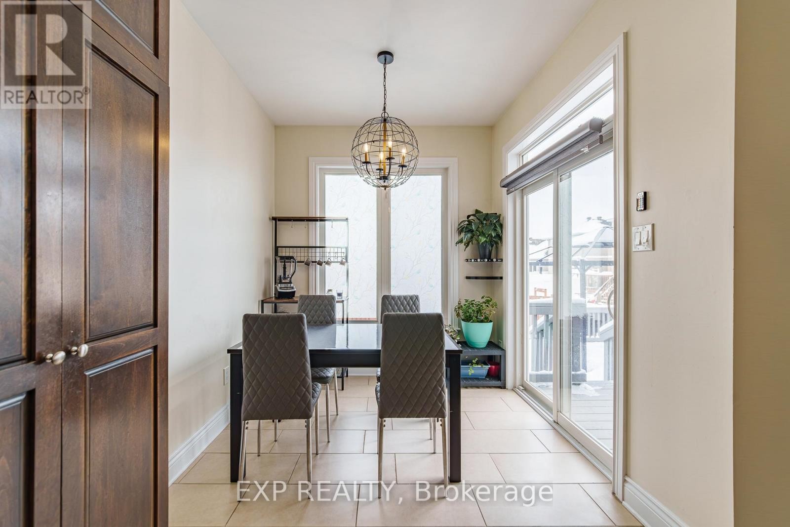 












106 BERT HALL STREET

,
Arnprior,




Ontario
K7S0G9

