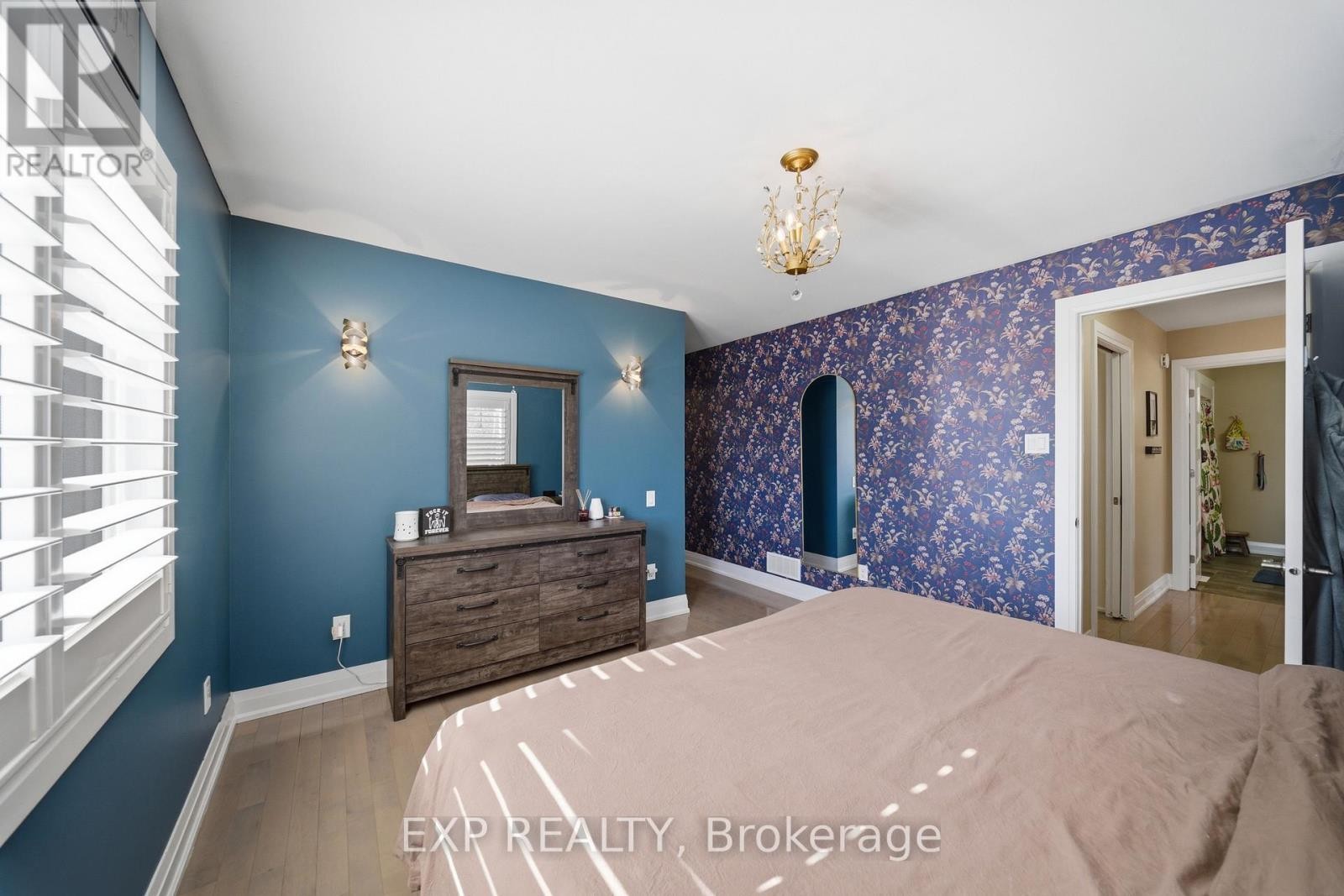 












4 PROVOST STREET

,
North Stormont,




Ontario
K0A1R0

