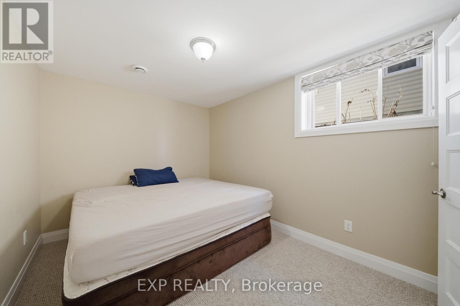 












4 PROVOST STREET

,
North Stormont,




Ontario
K0A1R0

