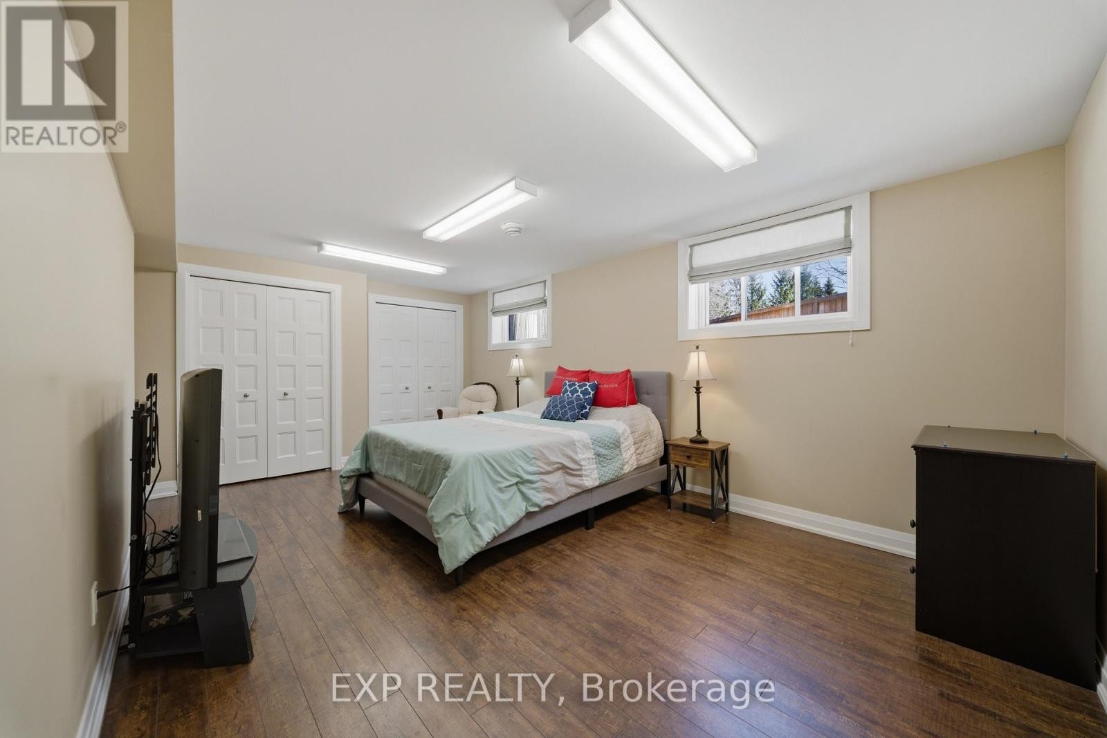 












4 PROVOST STREET

,
North Stormont,




Ontario
K0A1R0

