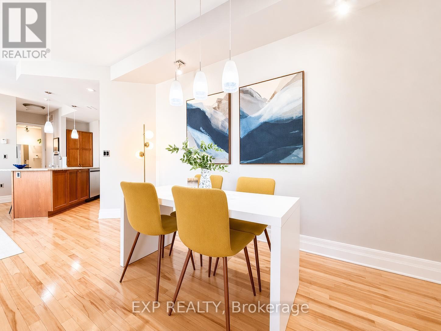 












209 - 260 BESSERER STREET

,
Ottawa,




Ontario
K1N1J3

