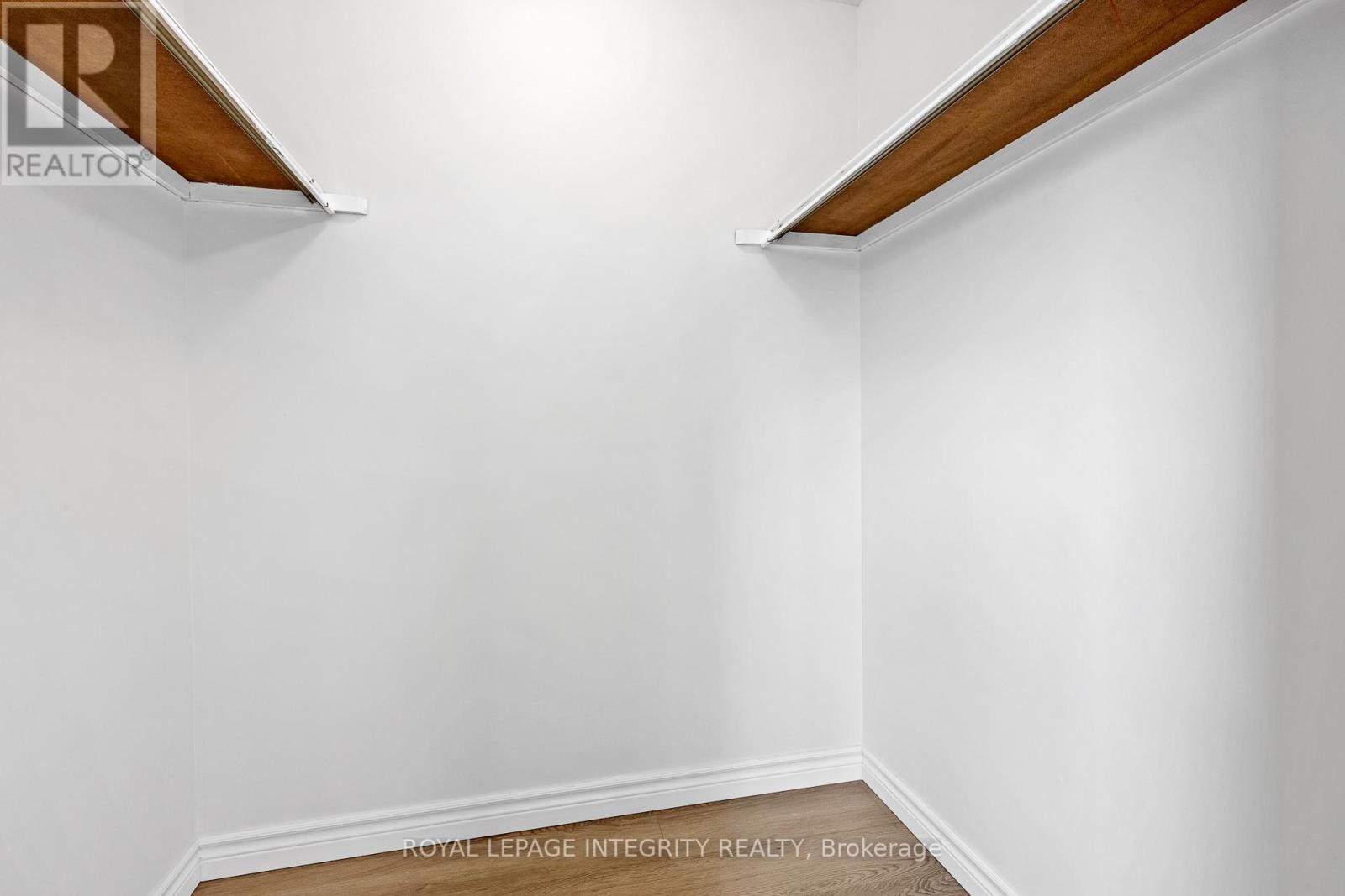 












6368 VISENEAU DRIVE

,
Ottawa,




Ontario
K1C2J2

