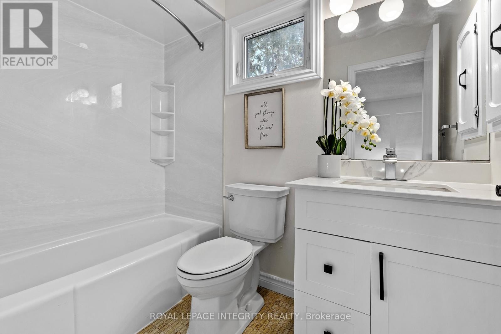 












6368 VISENEAU DRIVE

,
Ottawa,




Ontario
K1C2J2

