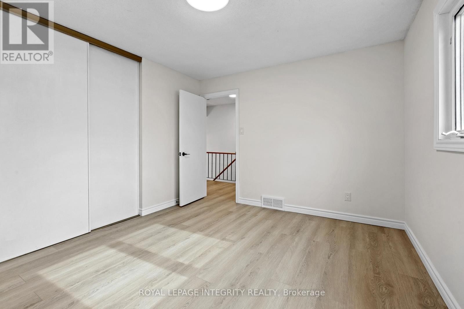 












6368 VISENEAU DRIVE

,
Ottawa,




Ontario
K1C2J2

