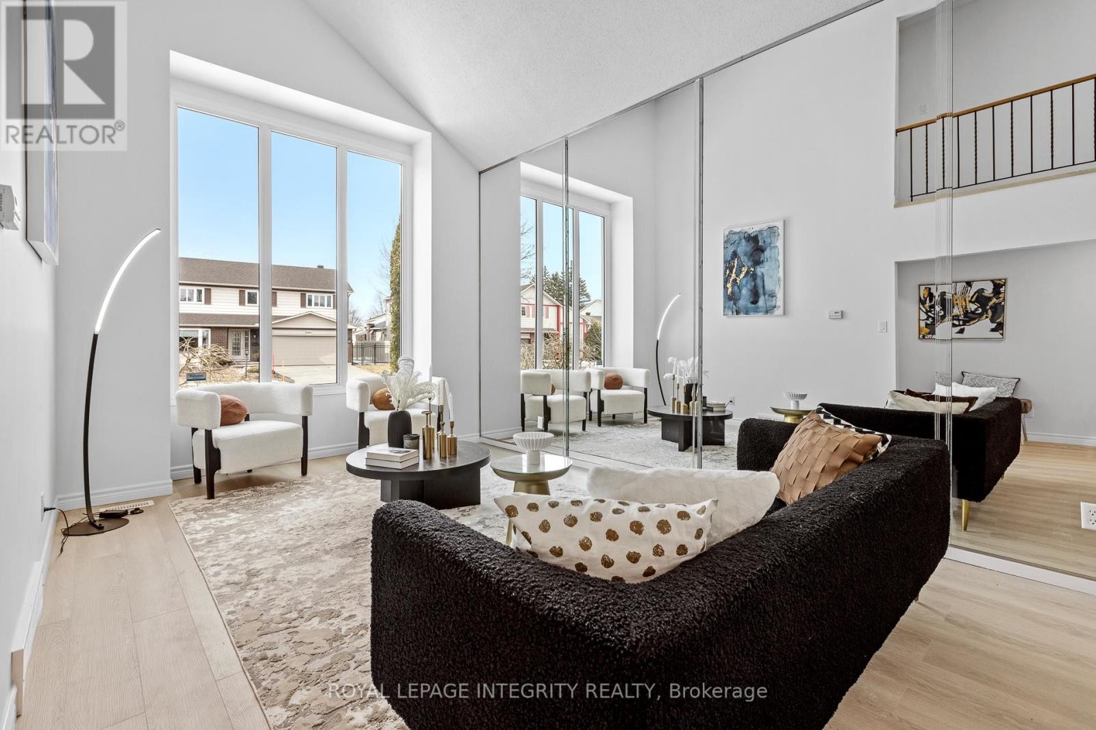 












6368 VISENEAU DRIVE

,
Ottawa,




Ontario
K1C2J2

