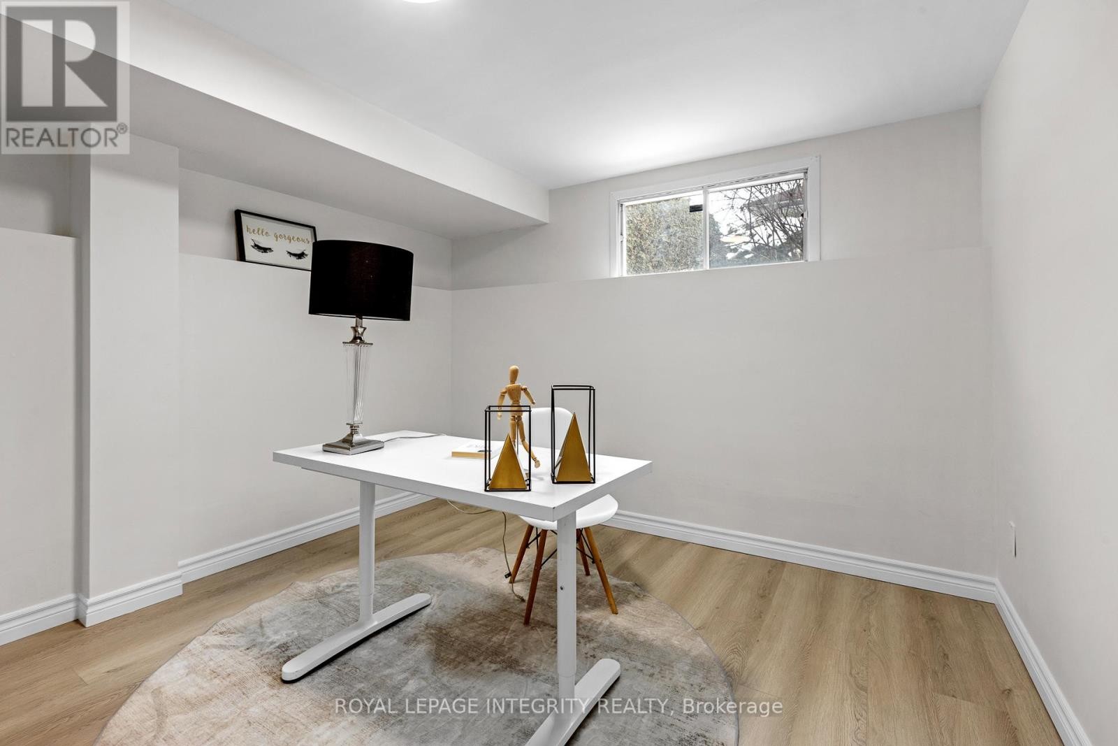 












6368 VISENEAU DRIVE

,
Ottawa,




Ontario
K1C2J2

