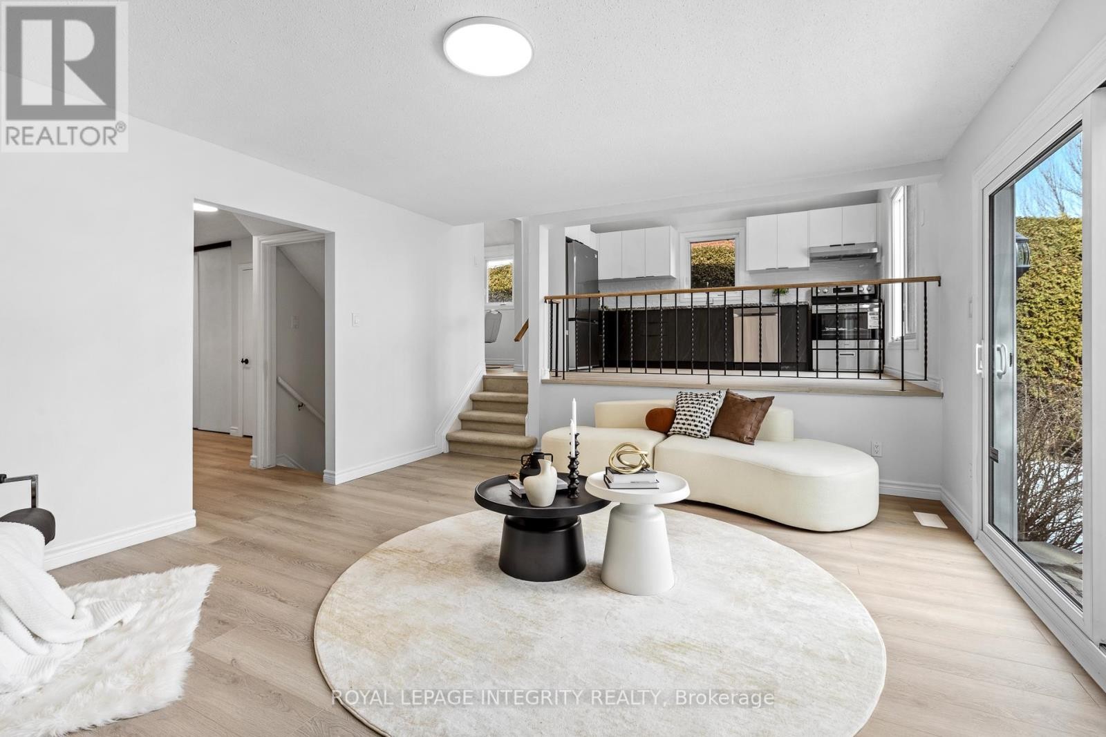 












6368 VISENEAU DRIVE

,
Ottawa,




Ontario
K1C2J2

