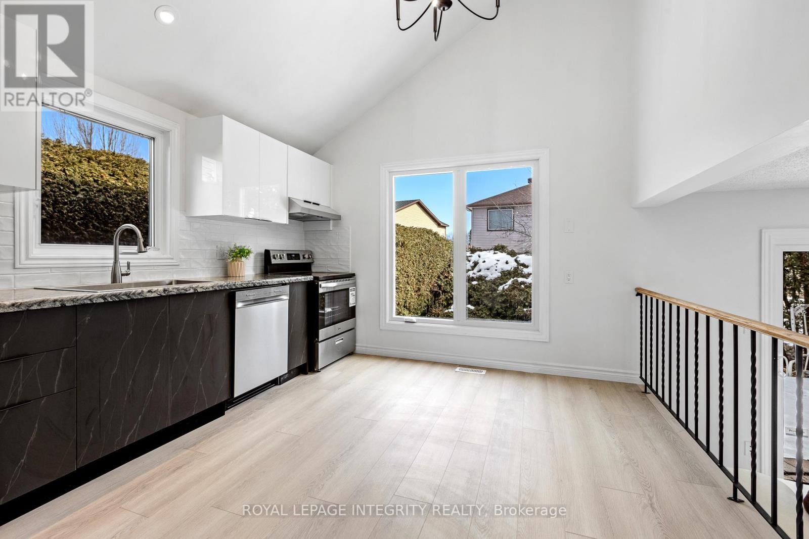 












6368 VISENEAU DRIVE

,
Ottawa,




Ontario
K1C2J2

