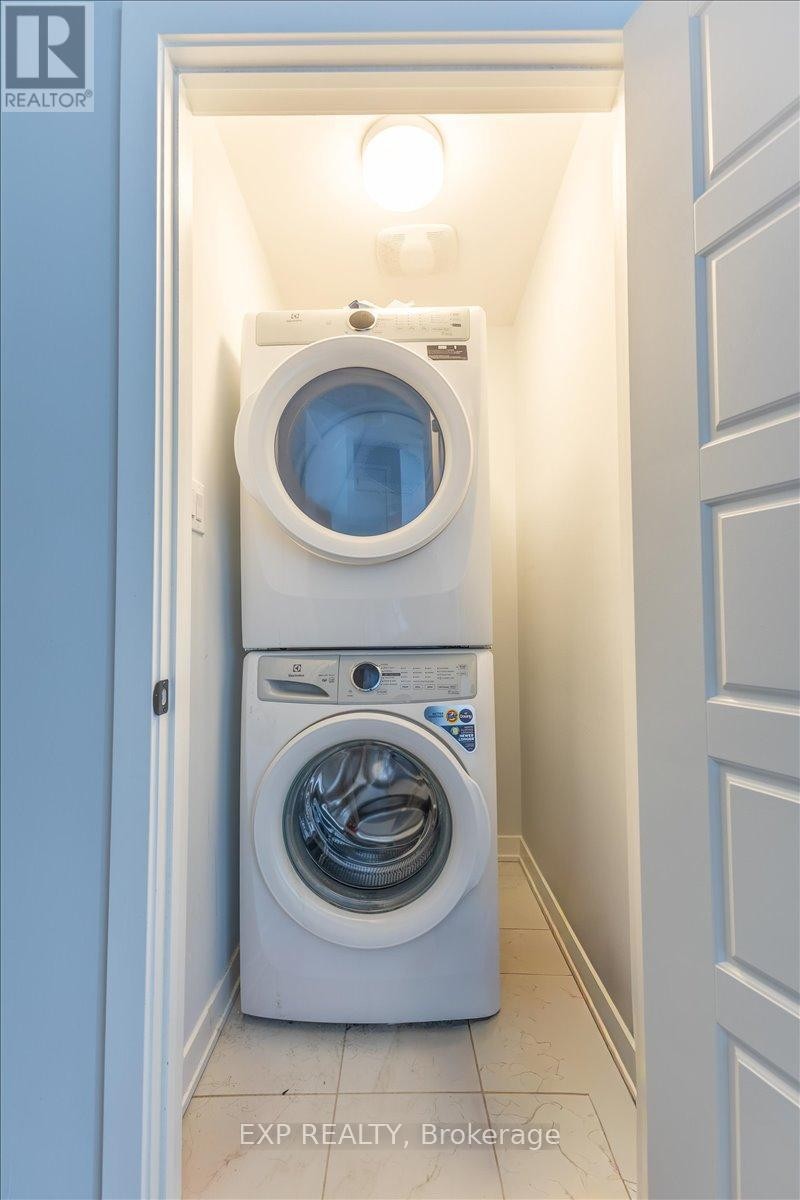 












297 BILLRIAN CRESCENT

,
Ottawa,




Ontario
K2S3A6


