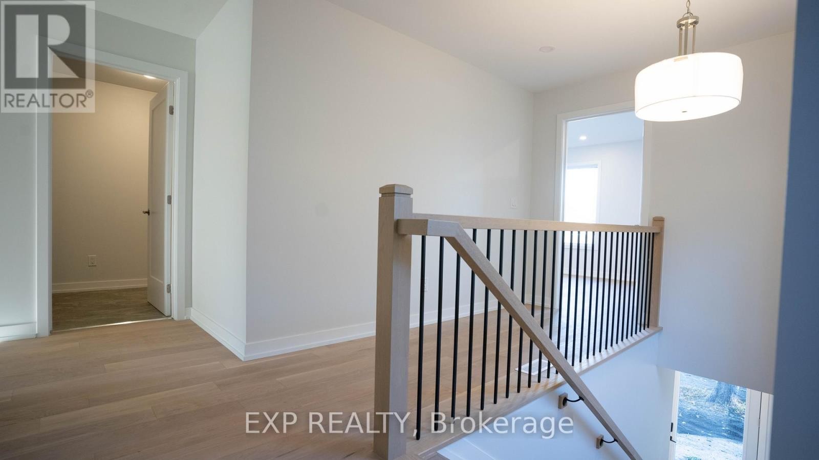 












234, 236 WOODROFFE AVENUE

,
Ottawa,




Ontario
K2A3V4


