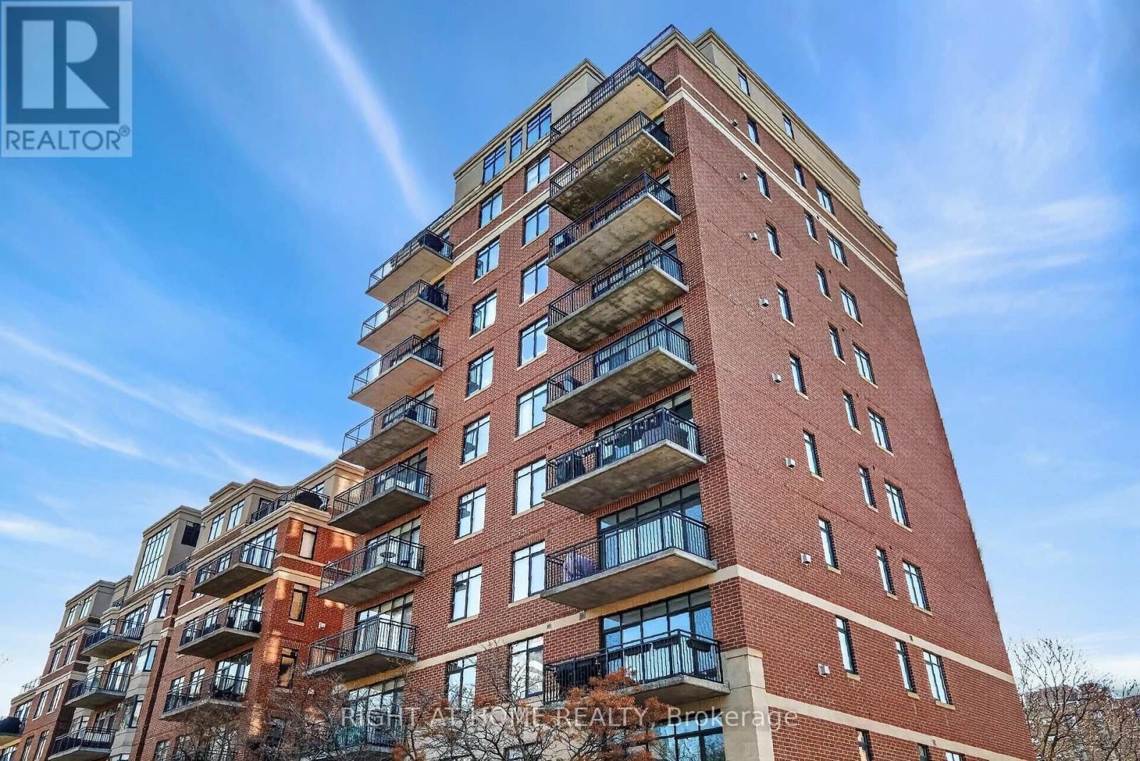 












901 - 374 COOPER STREET

,
Ottawa,




Ontario
K2P2P4

