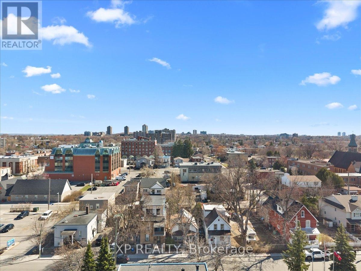 












297 CYR AVENUE

,
Ottawa,




Ontario
K1L7N6

