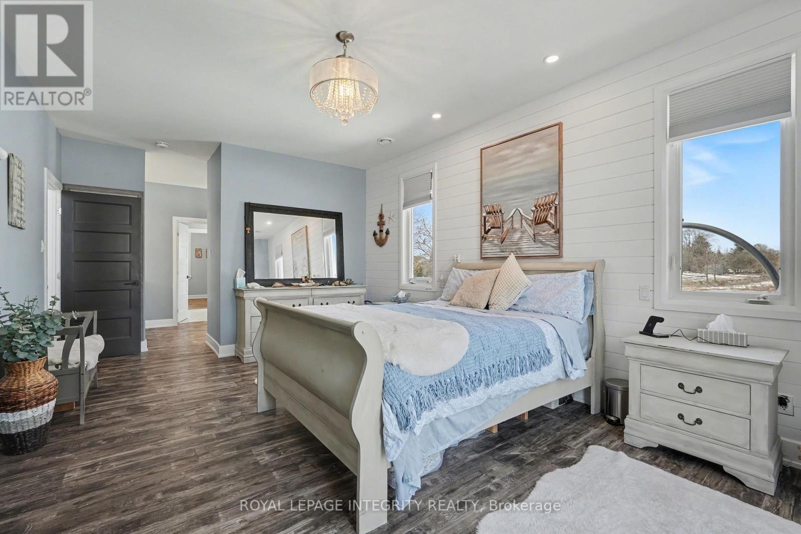 












210 WAYSIDE DRIVE

,
Drummond/North Elmsley,




Ontario
K7H3C8

