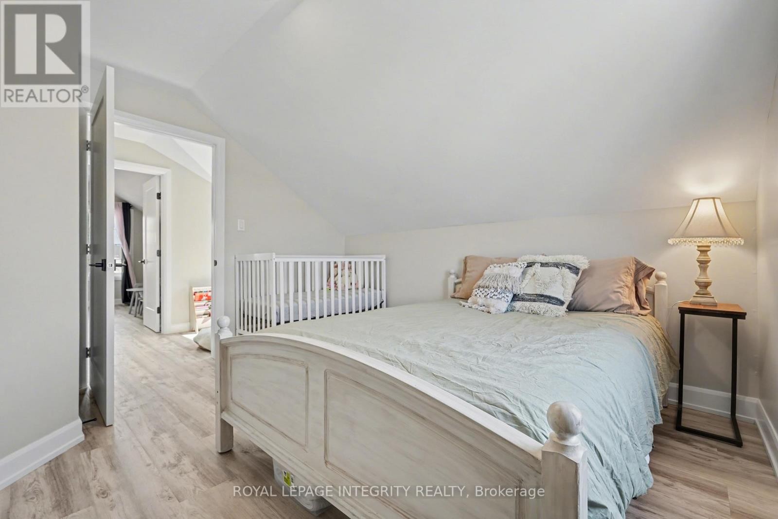 












210 WAYSIDE DRIVE

,
Drummond/North Elmsley,




Ontario
K7H3C8

