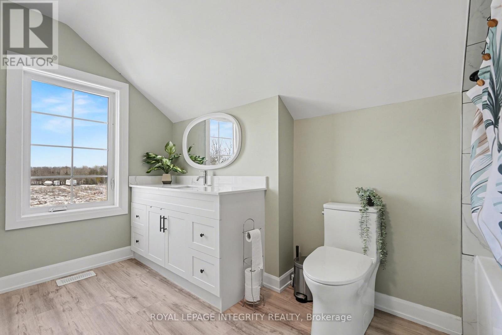 












210 WAYSIDE DRIVE

,
Drummond/North Elmsley,




Ontario
K7H3C8

